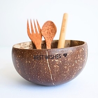 Juego de cubiertos y boles de coco con mensaje ¡Cumpleaños feliz!