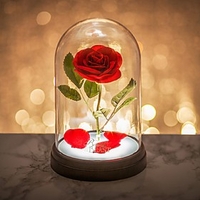 Lámpara con rosa encantada de La bella y la bestia