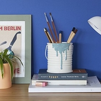 Portalápices escritorio bote de pintura