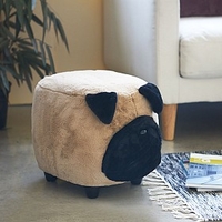 Taburete reposapiés en forma de perrito